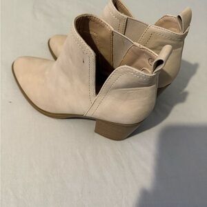 Women's Cream Ankle Boots